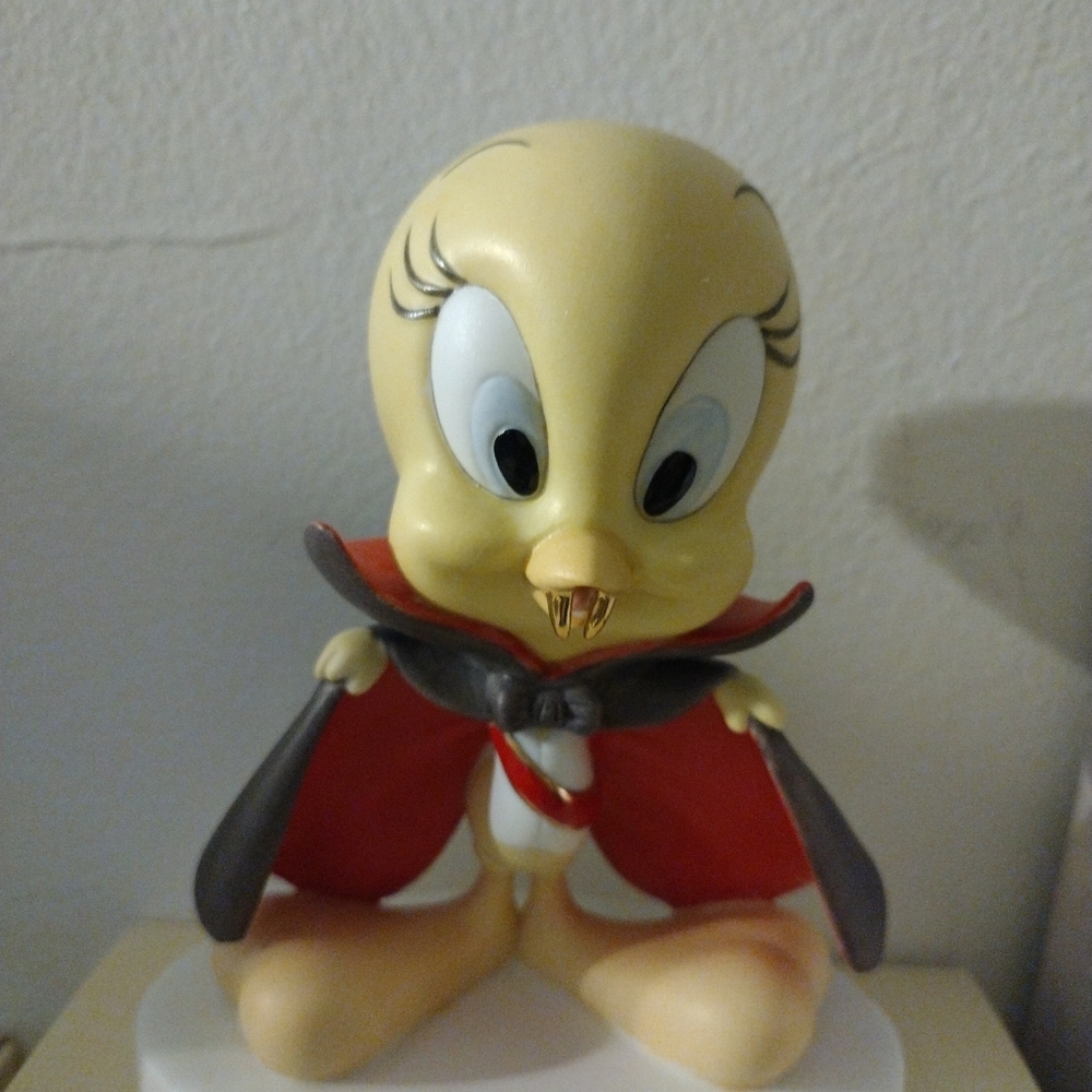 Vampire Tweety (No Offer Set Price)